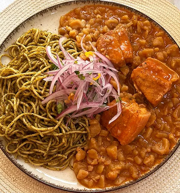 Carapulcra Chinchana con Sopa Seca, receta tradicional peruana